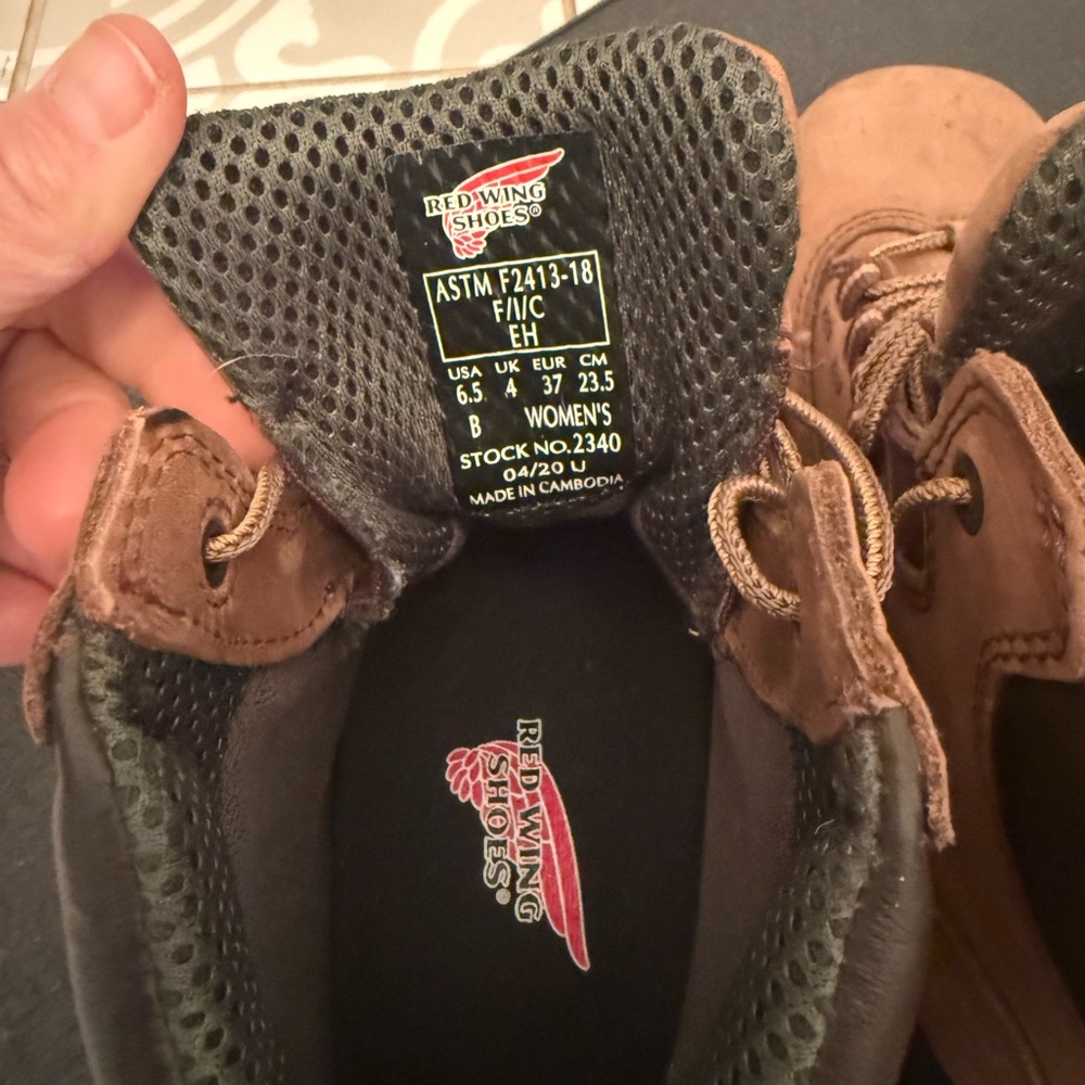 Red Wing Women's Size  6.5 Brown and King Toe Boots - Picture 6 of 6